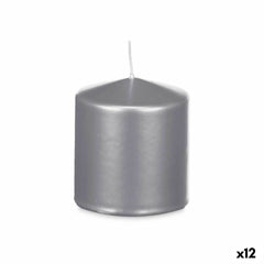 Single metallic silver pillar candle with a white wick, 9 cm wide and 10 cm tall